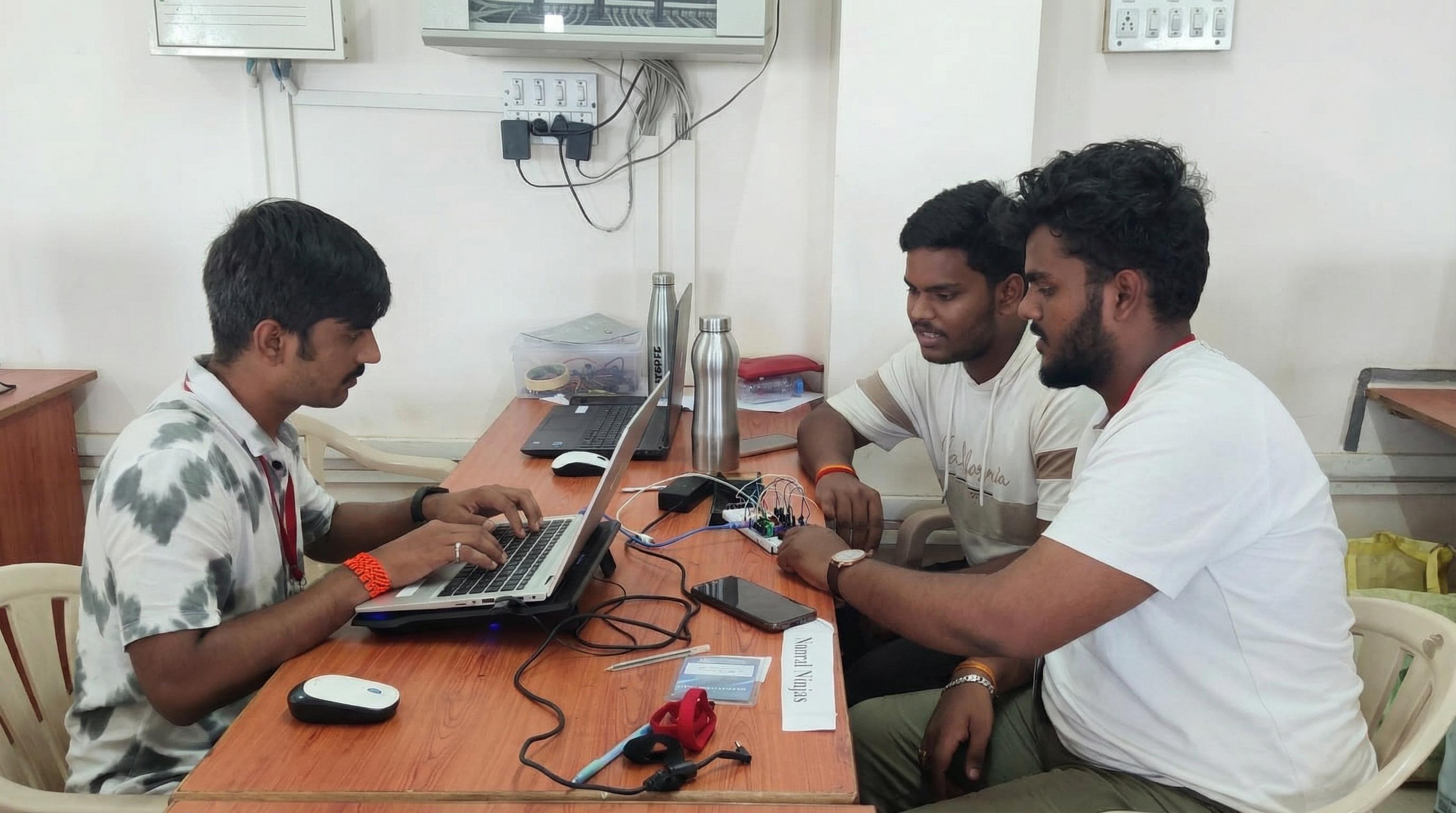 AGTechathon 2025, 24 hours Non-stop Hackathon - Photo 3