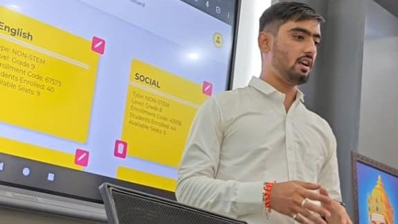 GradeMe AI — Client School Presentations